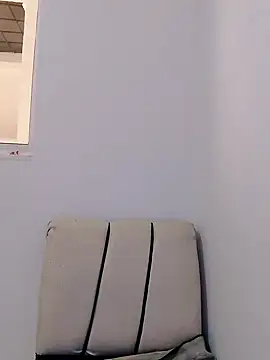 Snapshot of Brendabluee chatting on 01.01.25 Brendabluee online show from 01.01.25