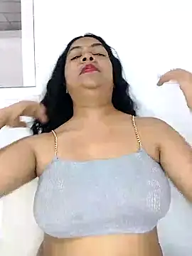 Snapshot of Brendabluee chatting on 02.23.25 Brendabluee online show from 02.23.25