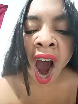 Snapshot of Brendabluee chatting on 09.08.25 Brendabluee online show from 09.08.25