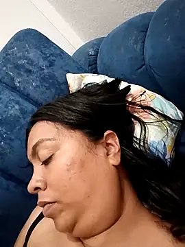 Brendabluee online show from 02.25.26