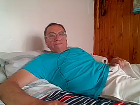 Snapshot of santiagon2015 chatting on 02.10.25 santiagon2015 online show from 02.10.25