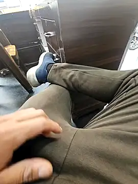 Snapshot of pyasevickybabu563 chatting on 01.11.25 pyasevickybabu563 online show from 01.11.25