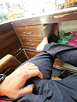 Snapshot of pyasevickybabu563 chatting on 03.18.25 pyasevickybabu563 online show from 03.18.25