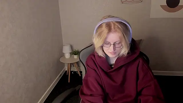 ElizabethHarpper online show from 11.22.25