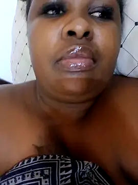 Snapshot of SexyLadyBoosxx chatting on 10.30.25 SexyLadyBoosxx online show from 10.30.25