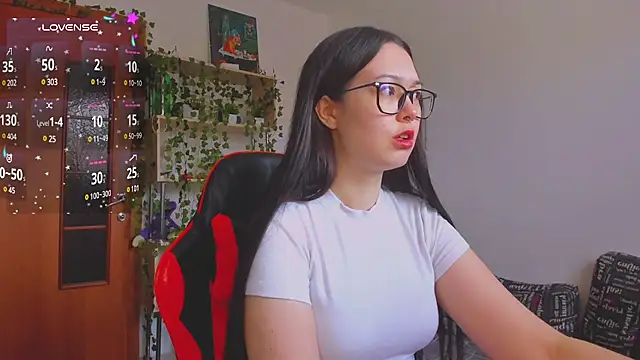 kittenrisha online show from 03.06.25