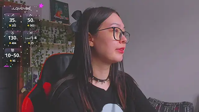 kittenrisha online show from 03.12.25