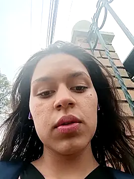 Danni shy online show from 03.11.25