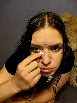 Danni shy online show from 03.14.25