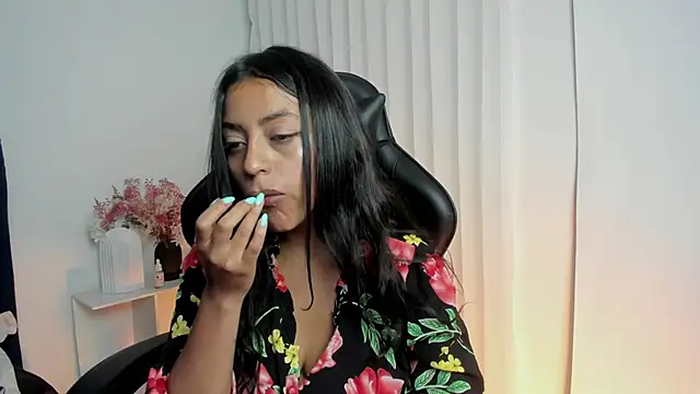 Xewa  online show from 03.02.25