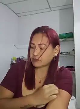 Snapshot of Abigail_BigTits chatting on 09.28.25 Abigail BigTits online show from 09.28.25