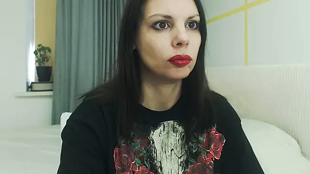 Snapshot of MissAprilBlack chatting on 02.10.25 MissAprilBlack online show from 02.10.25