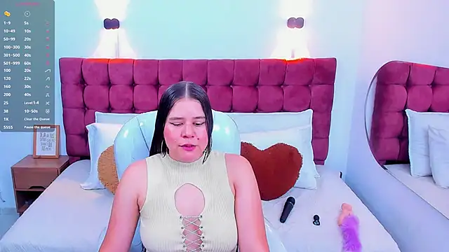 Annie kurt  online show from 02.21.25