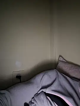 Snapshot of KlachDZ chatting on 01.03.25 KlachDZ online show from 01.03.25