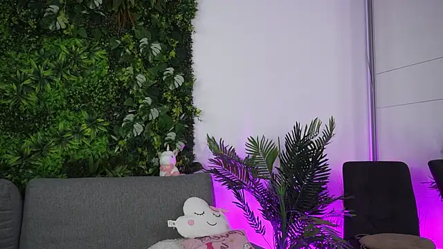 amiraroshen online show from 11.22.25