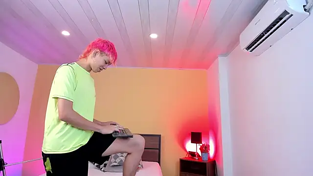 Snapshot of Brian-Ausslos chatting on 03.15.25 Brian-Ausslos online show from 03.15.25