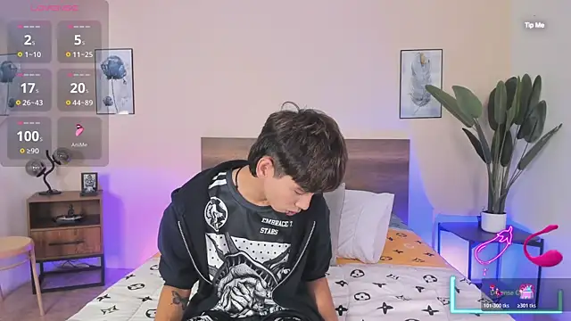 Snapshot of Brian-Ausslos chatting on 11.21.25 Brian-Ausslos online show from 11.21.25