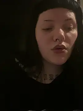 Snapshot of Gothicsiren chatting on 01.02.25 Gothicsiren online show from 01.02.25