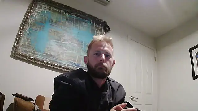 Snapshot of bjay1210 chatting on 01.01.25 bjay1210 online show from 01.01.25