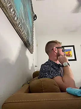 Snapshot of bjay1210 chatting on 01.02.25 bjay1210 online show from 01.02.25