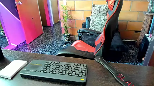 Adam Valenciia online show from 02.17.25