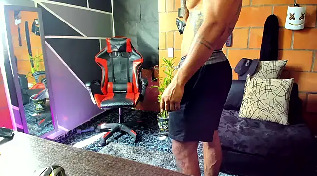 Adam Valenciia online show from 03.02.25