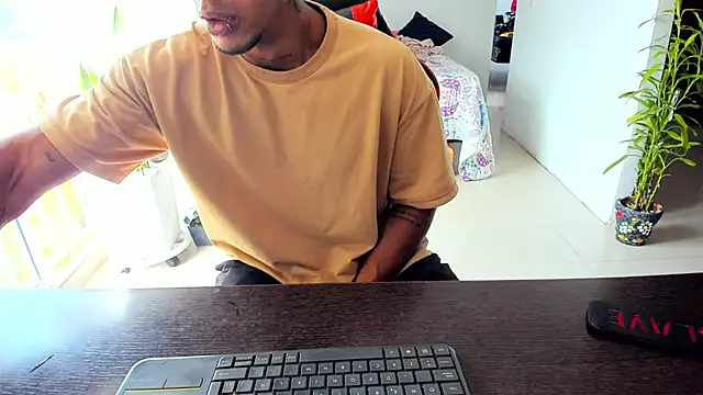 Adam Valenciia online show from 11.09.25