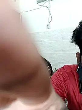 Snapshot of Best-Couple chatting on 03.19.25 Best-Couple online show from 03.19.25