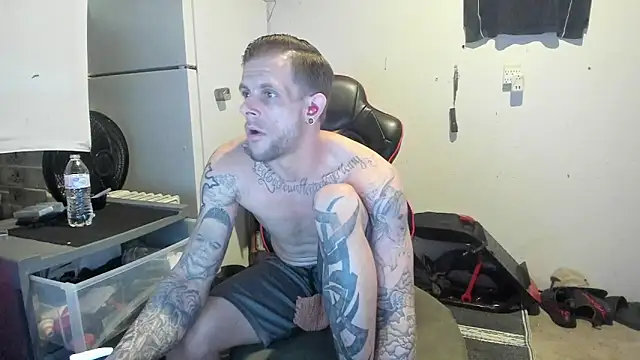 Snapshot of JamesMichael88 chatting on 03.14.25 JamesMichael88 online show from 03.14.25