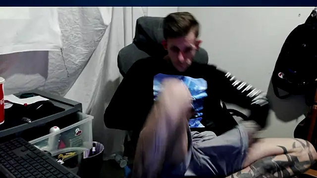 Snapshot of JamesMichael88 chatting on 03.20.25 JamesMichael88 online show from 03.20.25