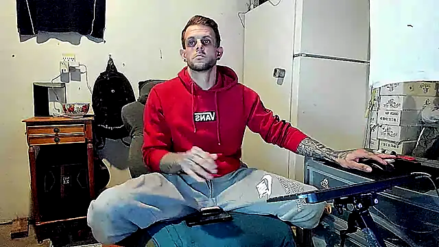 Snapshot of JamesMichael88 chatting on 03.21.25 JamesMichael88 online show from 03.21.25