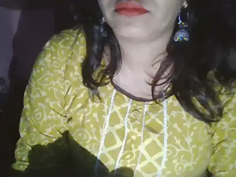 Snapshot of Hot-shanvi chatting on 04.18.26 Hot-shanvi online show from 04.18.26
