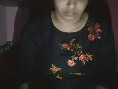 Snapshot of Hot-shanvi chatting on 04.22.26 Hot-shanvi online show from 04.22.26