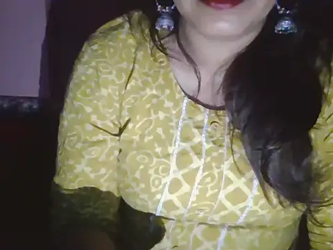 Snapshot of Hot-shanvi chatting on 05.17.26 Hot-shanvi online show from 05.17.26
