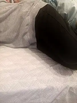 Snapshot of AnnalSV91 chatting on 03.17.25 AnnalSV91 online show from 03.17.25