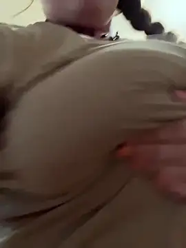 Snapshot of bjayburn chatting on 01.22.25 bjayburn online show from 01.22.25