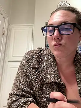 Snapshot of bjayburn chatting on 02.26.25 bjayburn online show from 02.26.25