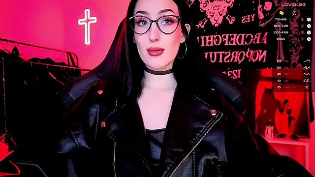 Miss Alice   online show from 02.18.26