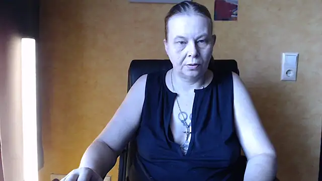 Sweet Phoenix online show from 09.23.25