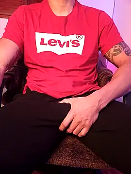 Snapshot of Joylopez_fit chatting on 02.25.26 Joylopez fit online show from 02.25.26