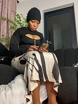 Thando04 online show from 12.21.25