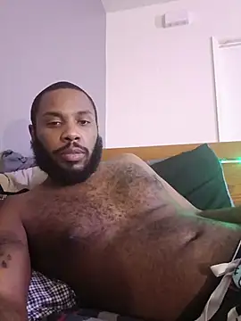 Snapshot of Caliclysm chatting on 12.17.25 Caliclysm online show from 12.17.25