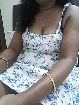 Snapshot of Tamil_Vishalini chatting on 06.11.26 Tamil Vishalini online show from 06.11.26