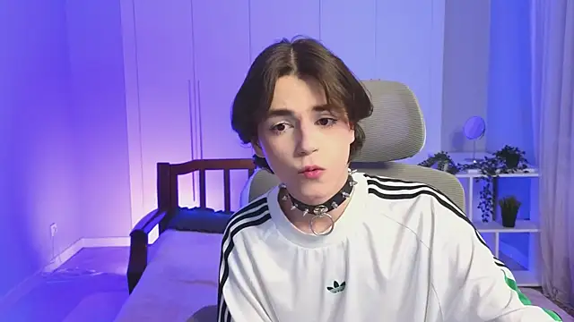 b0y fantasy online show from 01.03.25