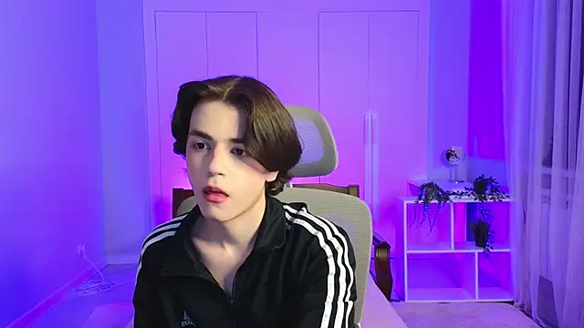 b0y fantasy online show from 01.11.25