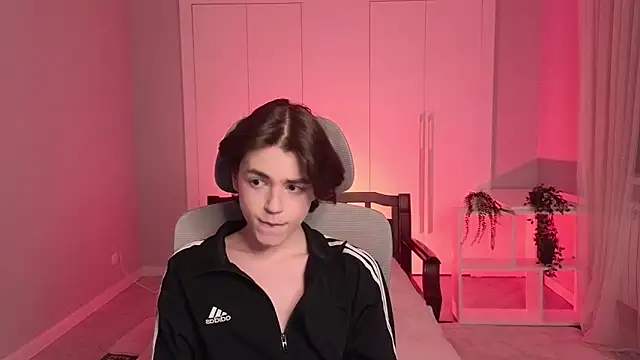 b0y fantasy online show from 01.23.25