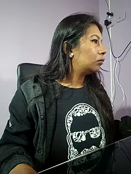 Snapshot of PaulaOrtiz_1 chatting on 10.12.25 PaulaOrtiz 1 online show from 10.12.25