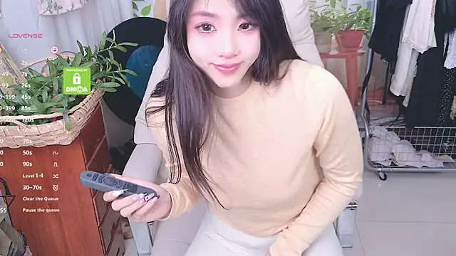 Snapshot of xiaotiantian-76 chatting on 06.23.26 xiaotiantian-76 online show from 06.23.26