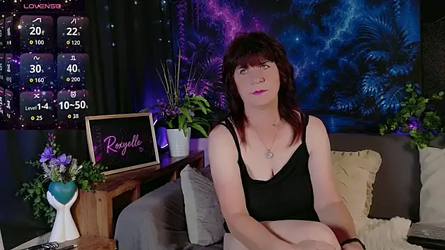 Snapshot of roxyyyrose chatting on 07.24.26 roxyyyrose online show from 07.24.26