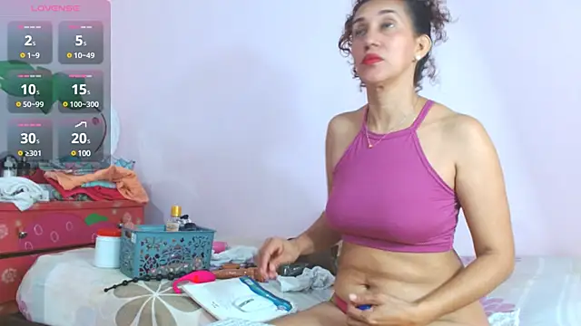 latinabueno41 online show from 03.07.25